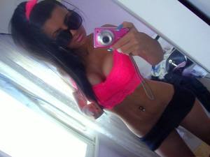 Mireille from Idaho is looking for adult webcam chat